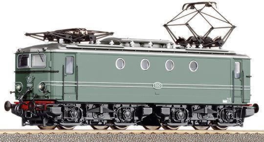 Electric locomotive class 1100<br /><a href='images/pictures/Roco/63657.jpg' target='_blank'>Full size image</a>